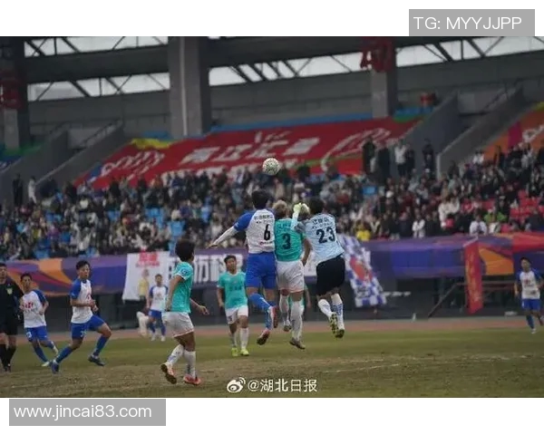 西甲球星纷纷加盟武汉足球队掀起新一轮转会热潮